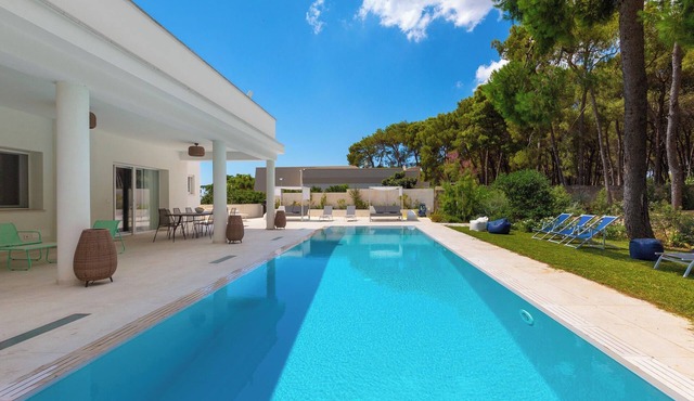 Casa del Pino by Perle di Puglia