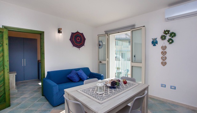 Casa Francesco Apartment near the Beach with Terraces and Garden