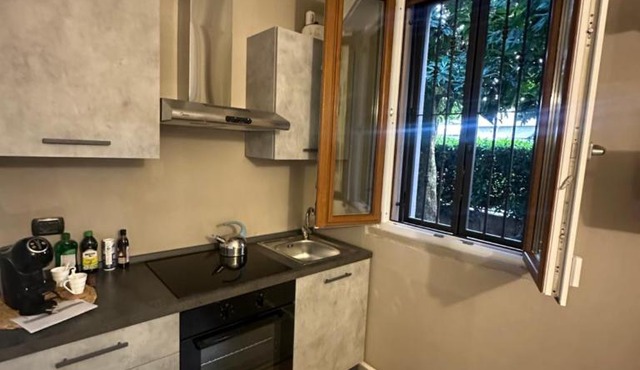 Casa strauss, elegante bilocale immerso nel verde
