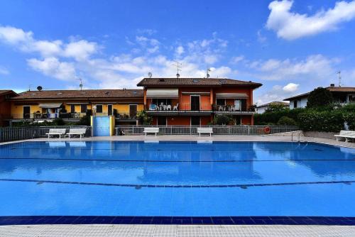 Charming apartment in Pacengo, garden view, 60 sqm
