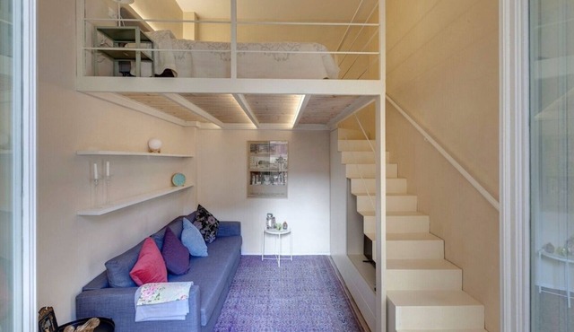 Charming Central Apartment for Mid & Long-Term Rentals Near Piazza della Libertà