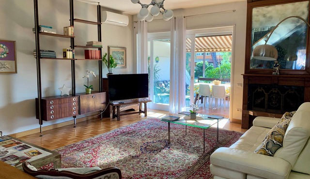 CHARMING HOUSE IN ROME CASALPALOCCO 220SQM - GARDEN AND TERRACE