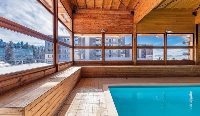 Comfortable 5 Bedroom Duplex for up to 12 Guests
