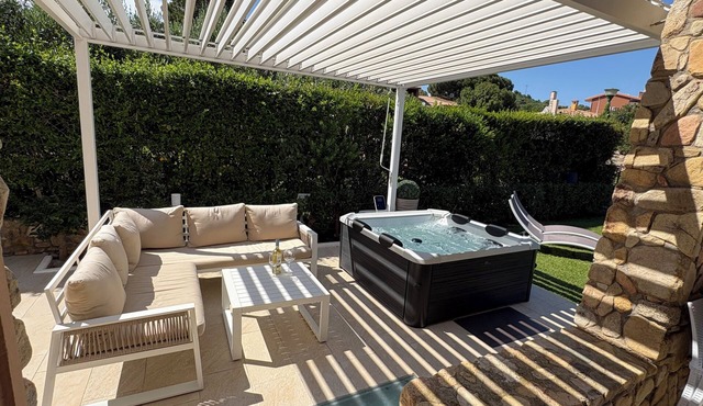 Costa rei Gorgeous comfortable villa with Jacuzzi just minutes from the sea