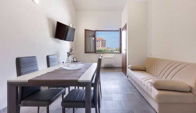 Decimomannu Modern Apartment With Parking!