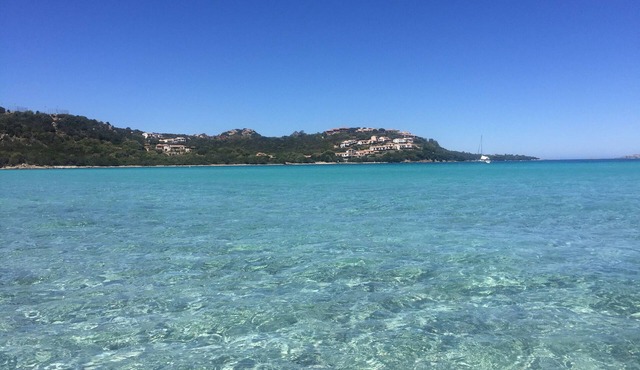 DELIGHTFUL COTTAGE WITHIN WALKING DISTANCE OF THE WHITE BEACHES OF SARDINIA