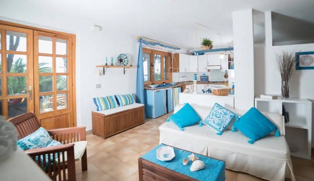 [Dimora Del Mare] Seaview apartment with garden