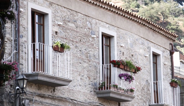 Due Sicilie Maison de Charme - Authentic Sicilian House near Taormina