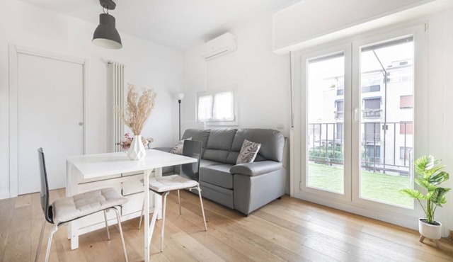 Easylife - Milano - Soperga 44 P5 - Centrale