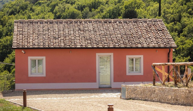 Elegant 6‑Guest Villa in Chianti Vineyards – Castello Vicchiomaggio Estate
