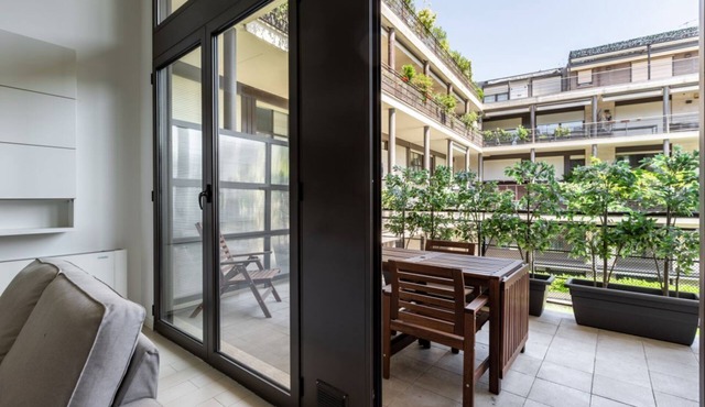GuestHost - Bright Loft X2 with terrace & shared garden