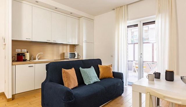 GuestHost - Florence Cozy Apartment with Small Terrace