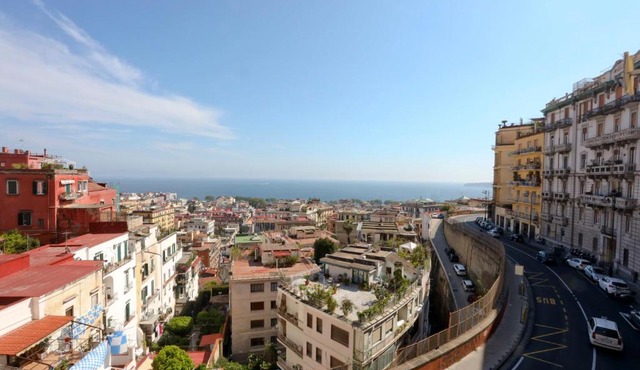 GuestHost - New Start Panoramic Apartment