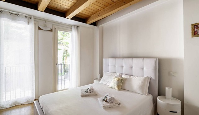 GuestHost - Piazza Mazzini Bright Apartment Padova