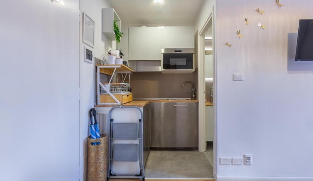 GuestHost - Studio BO16 2 min walk from Porta San Donato!