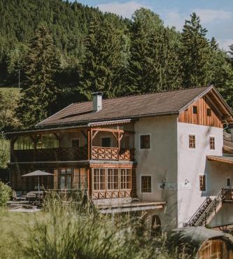 Hof Neuhaus - Historischer Ansitz mit Sauna