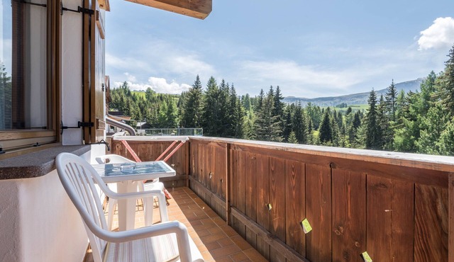 Holiday Apartment "Ferienparadies Sabina Puflatsch" in the Nature Park by the Seiser Alm