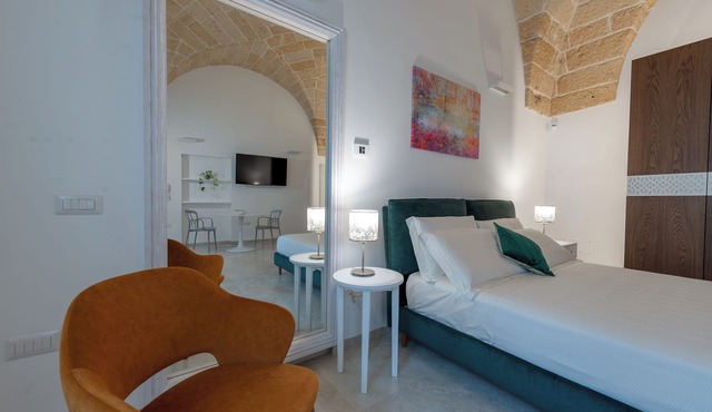 Holiday Apartment "The Secret Door 10" with Private Terrace & Wi-Fi