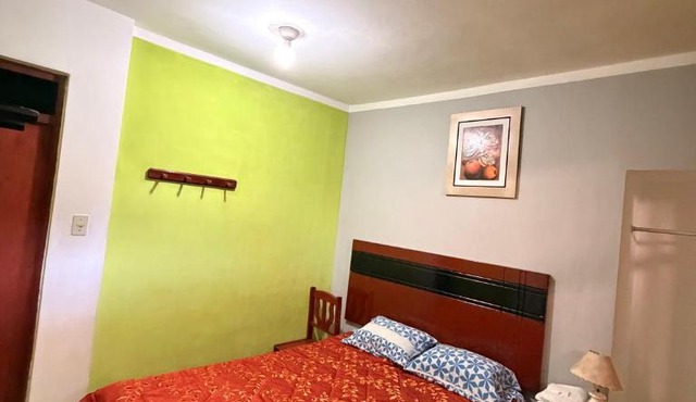 HOSTAL GRAU