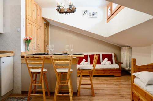 Hostdomus - Rifugio delle Stelle Ski in, Ski Out, Parking