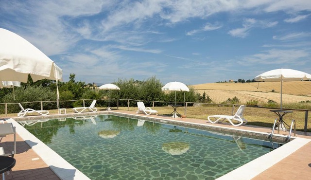 Il Giuncheto Apartments, Pool, Umbrian Countryside