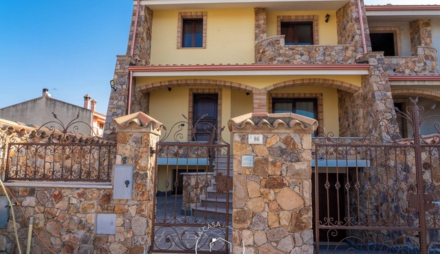 La Casa Luxury Retreat