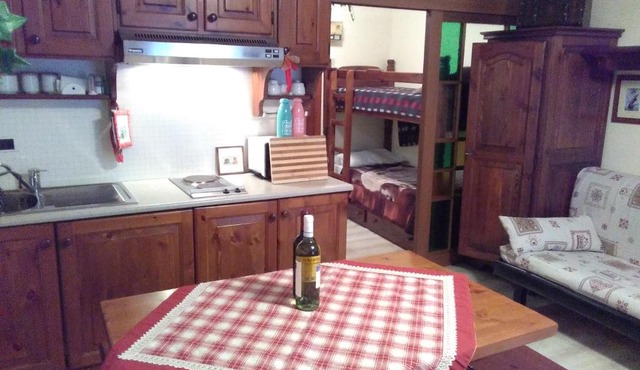 La Conifera studio apartment Cervinia - no internet connection
