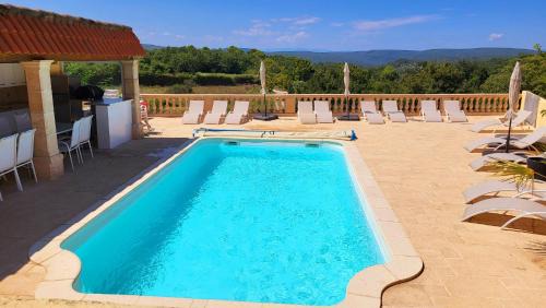 La Villa Ganesh : maison de campagne dans le Gard !