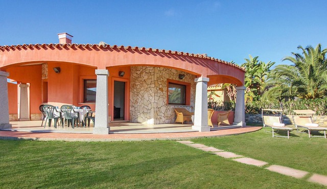 Lovely home in Costa Rei -CA- with WiFi