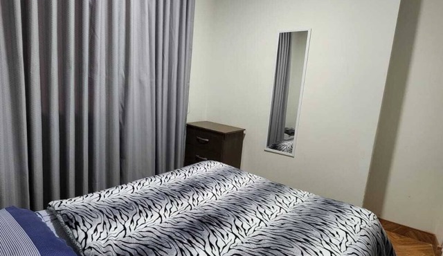 Modern, central and economical 10 min to plaza mayor de Lima, the Catedral.