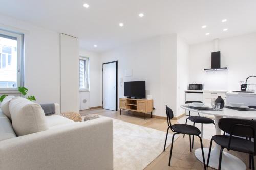 Modern Peaceful Flat in the City Centre