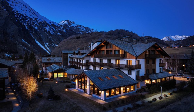 Montana Lodge & Spa, by R Collection Hotels