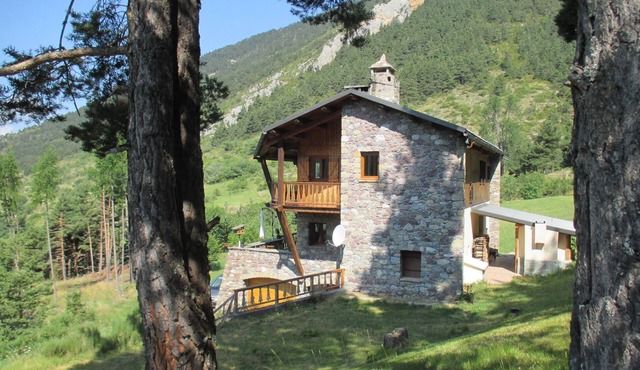Mountain chalet to rent in Valdeblore-Maritim Alps at 1h00 drive from Nice