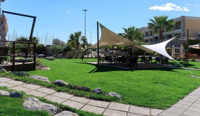 Nice apartment for 4 guests with WIFI, A/C, TV and terrace