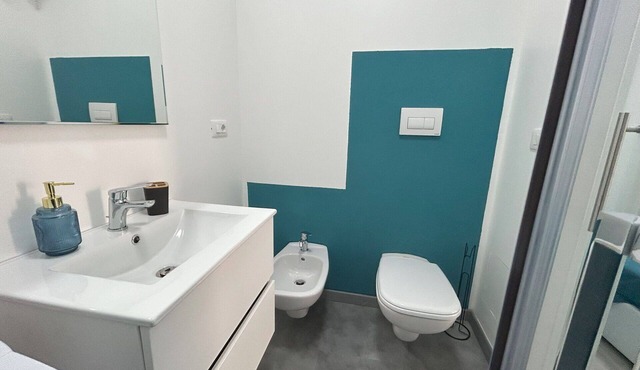 Nice apartment for 2 people with WIFI, A/C