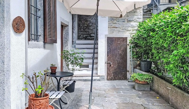 Nice apartment for 2 people with WIFI, TV and terrace