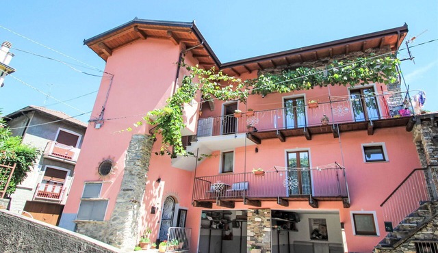 Nice apartment for 4 people with WIFI, TV and balcony