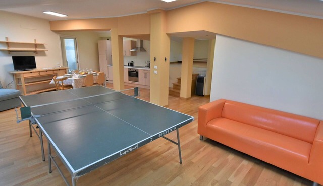 Nice apartment for 6 people with A/C, WIFI and TV