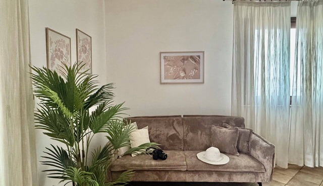 Nice apartment for 4 people with WIFI, A/C, TV and veranda, close to Ostuni