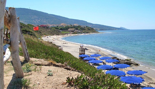Nice apartment for 5 people with pool, A/C, WIFI, TV and terrace