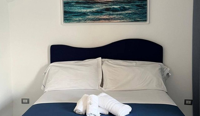 One bedroom apartment with sea view
