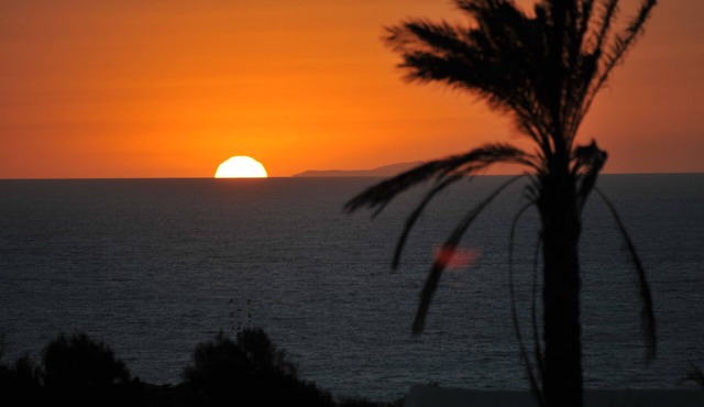 PANTELLERIA (DAMMUSO) VILLA WITH UNFORGETTABLE SEA VIEW QUIET AND SUNSETS