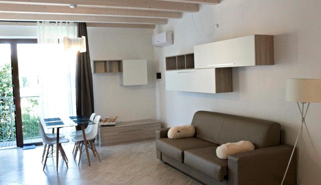 Paradeisos Residence Sas