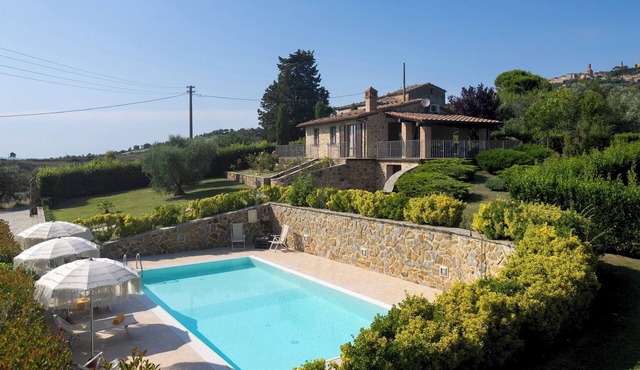 Peruccio 4, Emma Villas
