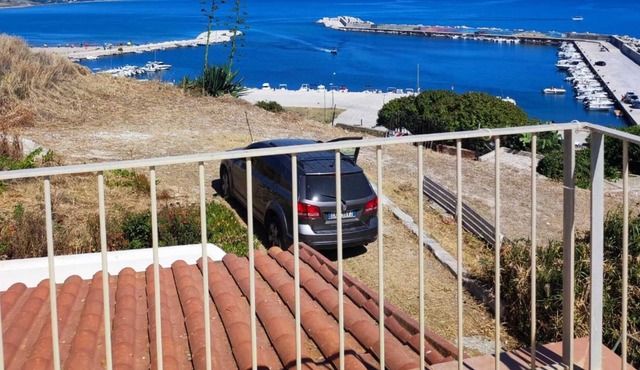 Pet-Friendly Apartment 'Terrazza sul Mare' with Sea View and Garden