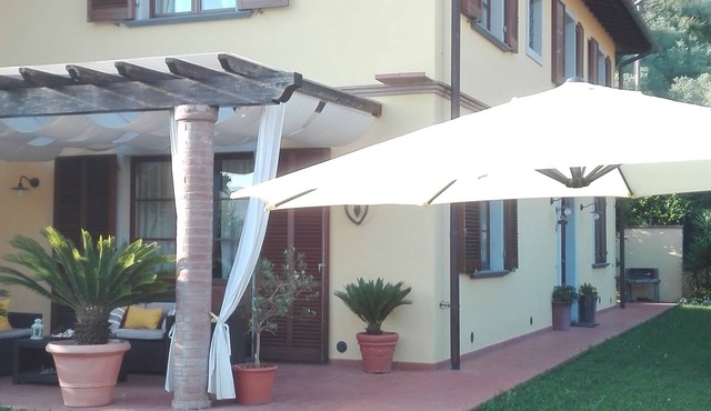 Pisa/Lucca, Italy: Tipical Tuscany's House