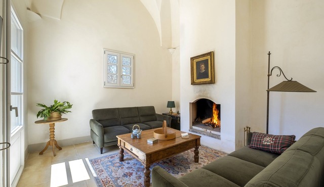 Private Masseria near Lecce: 4 Bedrooms, 5 Bathrooms, Spacious Outdoor Areas