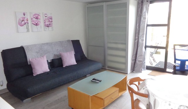 Quiet 25m2 studio in RUMILLY, halfway between Annecy & Aix-les-Bains