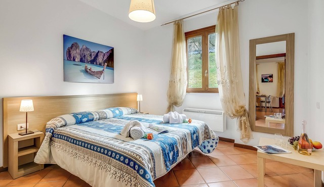 Residence La Perla - Apt 12, Monte Isola, Italy