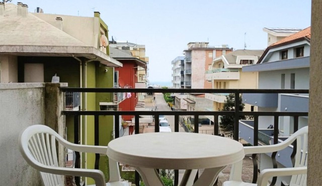 RG011 – Bellaria, bright one-bedroom seafront 100 meters from the sea